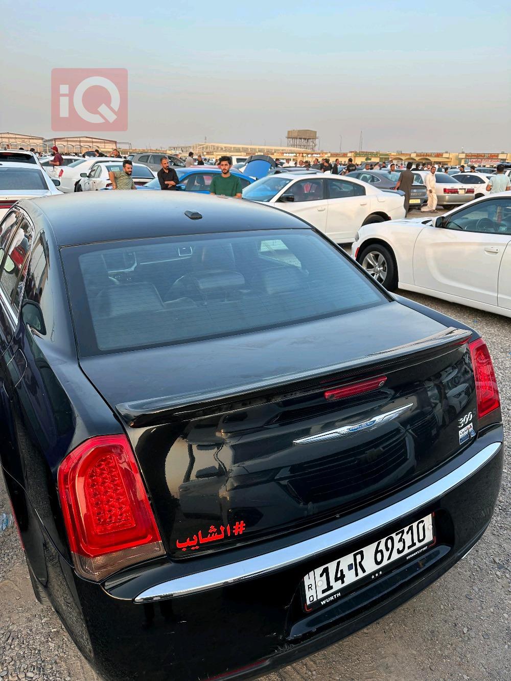 کرایسلەر 300